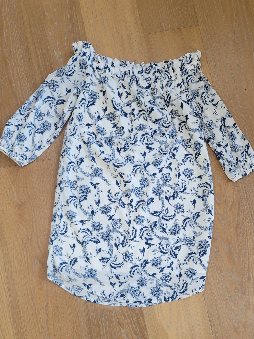 Banana Republic Women's Off-Shoulder Floral Dress - Blue and White